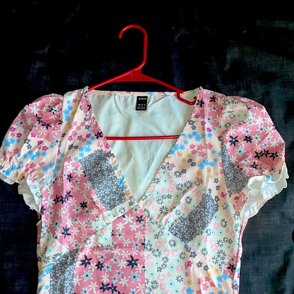 Pattern Pink Dress - Picture 3 of 3
